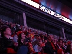 Stalownicy w Werk Arenie nie grali, ale ich kibice i tak przyszli. W finałach 2:0 prowadzą jednak Pardubice