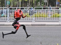 Kiedy maszyny wyprzedzają mistrzów: rekord robota w pekińskim półmaratonie