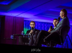 Dziennikarz Canal+ przygotowuje doktorat. Jego projekt krytykują kibice