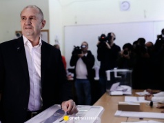 Wybory w Bułgarii. Trwa liczenie głosów, były prezydent powiększa przewagę