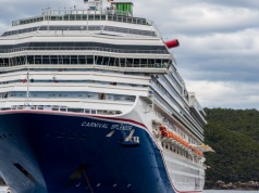 Pasażer wypadł za burtę statku wycieczkowego. Chwilę wcześniej przeszedł przez barierkę