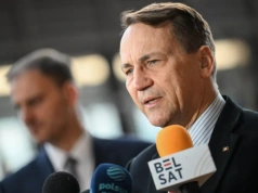 "Potwierdziła się stara prawda". Sikorski wbija szpilę Orbanowi