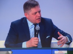 Fico nie poleci do Moskwy! Sprzeciw państw bałtyckich