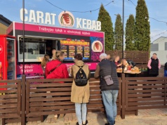 Carat Kebab otwiera food truck w Iławie. Nowy punkt przy Kauflandzie