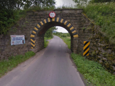 Dolnośląskie. Obniżą drogę pod wiaduktem kolejowym w Raszowie?