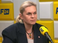 Nauczyciel to "influencer przy tablicy". Nowacka odpłynęła