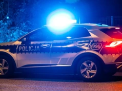 Uderzył w ogrodzenie i uciekł. Policja szybko go zatrzymała