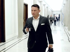 Haker wykradł dane partii Mentzena. Nie po raz pierwszy. „Zawiódł czynnik ludzki”