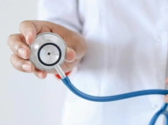 Resort zdrowia chce znać zarobki lekarzy. Dane powiązane z PESEL-em budzą obawy ekspertów