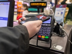 Wielka awaria w Polsce. M.in.  w Żabce nie można płacić kartą ani Blikiem