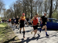 Piękna pogoda i malownicze trasy. Druga edycja biegu i marszu „Groma-Dziki” przeszła do historii