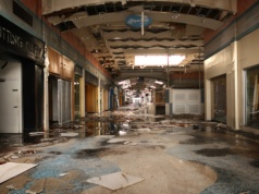 Koniec dużego centrum handlowego. Powstanie pół tysiąca mieszkań