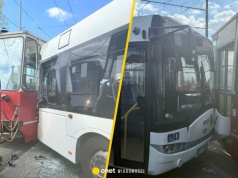 Poważny wypadek i utrudnienia w Toruniu. Tramwaj zderzył się z autobusem
