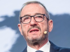 Prezes Polskiej Izby Ubezpieczeń złożył rezygnację. Funkcję pełnił 18 lat