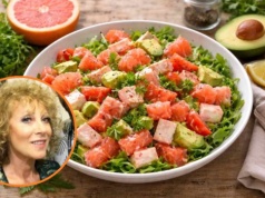 To tej sałatce Alicja Majewska zawdzięcza talię osy w wieku 77 lat