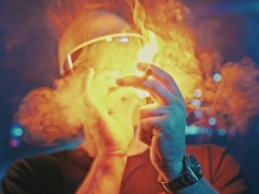 Nowy Polak świętuje 420 numerem dla stonersów – „Najarany”