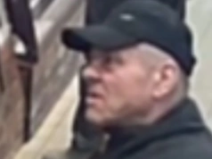 Kradzież w Biedronce. Mężczyzna zabrał telefon