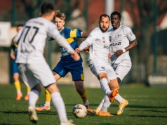 Żółto-czerwona druga połowa w Strzegomiu