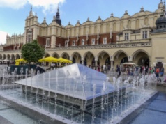 Nowa fontanna na krakowskim rynku ma nawiązywać do charakteru miejsca
