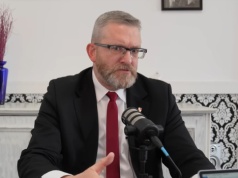 Prokuratura chce zatrzymać Grzegorza Brauna