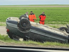 Dachowanie na trasie Lublin – Zamość. Są niewielkie utrudnienia w ruchu