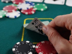 Kwantowy rajd Creotechu oraz klasyczne rozdanie amerykańsko-irańskiego pokera