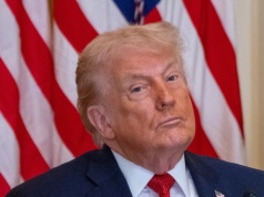 USA rozpoczynają zwrot 166 mld dolarów. To efekt głośnej porażki Trumpa