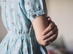 Łokieć golfisty - ból po wewnętrznej stronie łokcia