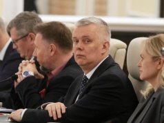 Siemoniak zarzuca manipulację prezesowi PKOI. "Nie pytał o Zondacrypto"