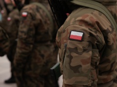 Policja doprowadza tych, którzy nie stawiają się przed komisjami wojskowymi