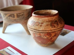 Kupiła stary wazon za grosze. Okazało się, że to bezcenny skarb