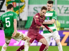 Ivan Żelizko narzeka na murawę. „Chcemy grać w piłkę, ale jest trudno”