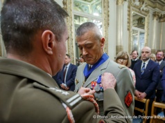 W Dniu Przyjaźni Polsko-Francuskiej gen. Thierry Burkhard otrzymał Krzyż Komandorski Orderu Zasługi RP