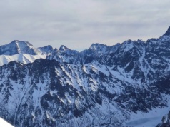 Śnieg nie odpuszcza w Tatrach. Temperatura sięgnęła -8 stopni