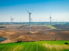 Nowy raport o OZE w Polsce. „Nie ma powodów do wstydu, ale do dumy też”