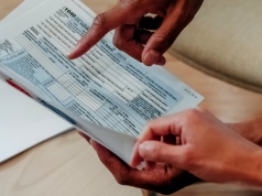 Cyfrowy Polsat dokona odpisów łącznie na 2,72 mld zł w skonsolidowanych wynikach za IV kwartał 2025 roku