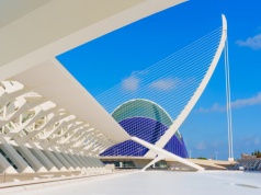 Okazja❗Loty do/z Hiszpanii już od 71 PLN 😮🔥Bilety w jedną stronę ✈️🎒