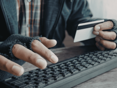 Wyłudzono milion złotych od lekarzy i seniorów. Sprawcy staną przed sądem