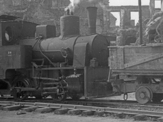 TORY W ZGLISZCZACH WARSZAWY. Odbudowa kolei – kolej w odbudowie