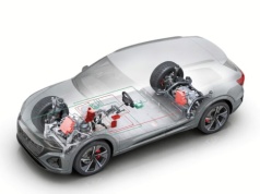 Audi Q8 e‑tron z dużą akcją serwisową. Problem bezpośrednio związany z bezpieczeństwem