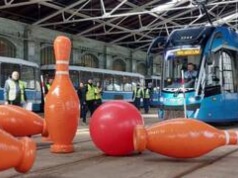 Zagrali tramwajem w kręgle. Tak wyłoniono Najlepszego Motorniczego MPK Wrocław