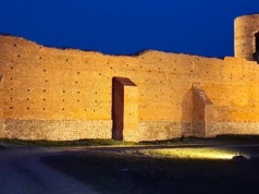 Zamek kolski i taras widokowy. Z królewskim rozmachem i widokiem