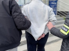 Diagnosta „podbijał” przeglądy bez weryfikacji stanu technicznego pojazdów. Grozi mu 10 lat więzienia