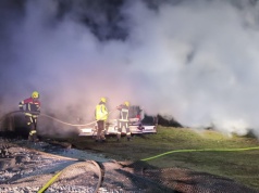 Pięć maszyn w ogniu. Biegły potwierdził podpalenie na trasie prowadzącej do przyszłej elektrowni atomowej