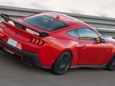 Ford zdradził moc Mustanga Dark Horse SC. Do topowego GTD nie brakuje mu wiele