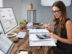 Skarbówka rusza na kontrole. Pracownikom w tych branżach przyjrzą się uważniej