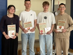 Brawa! Uczniowie skutecznie reanimowali człowieka