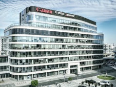 Polska marka bierze duże biuro i taras w centrum Warszawy