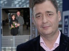 Co za fenomenalna przemiana! Odmieniony Jacek Rozenek pojawił się na ściance