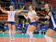 Przedłużone nadzieje na brąz. UNI – BKS 0:3